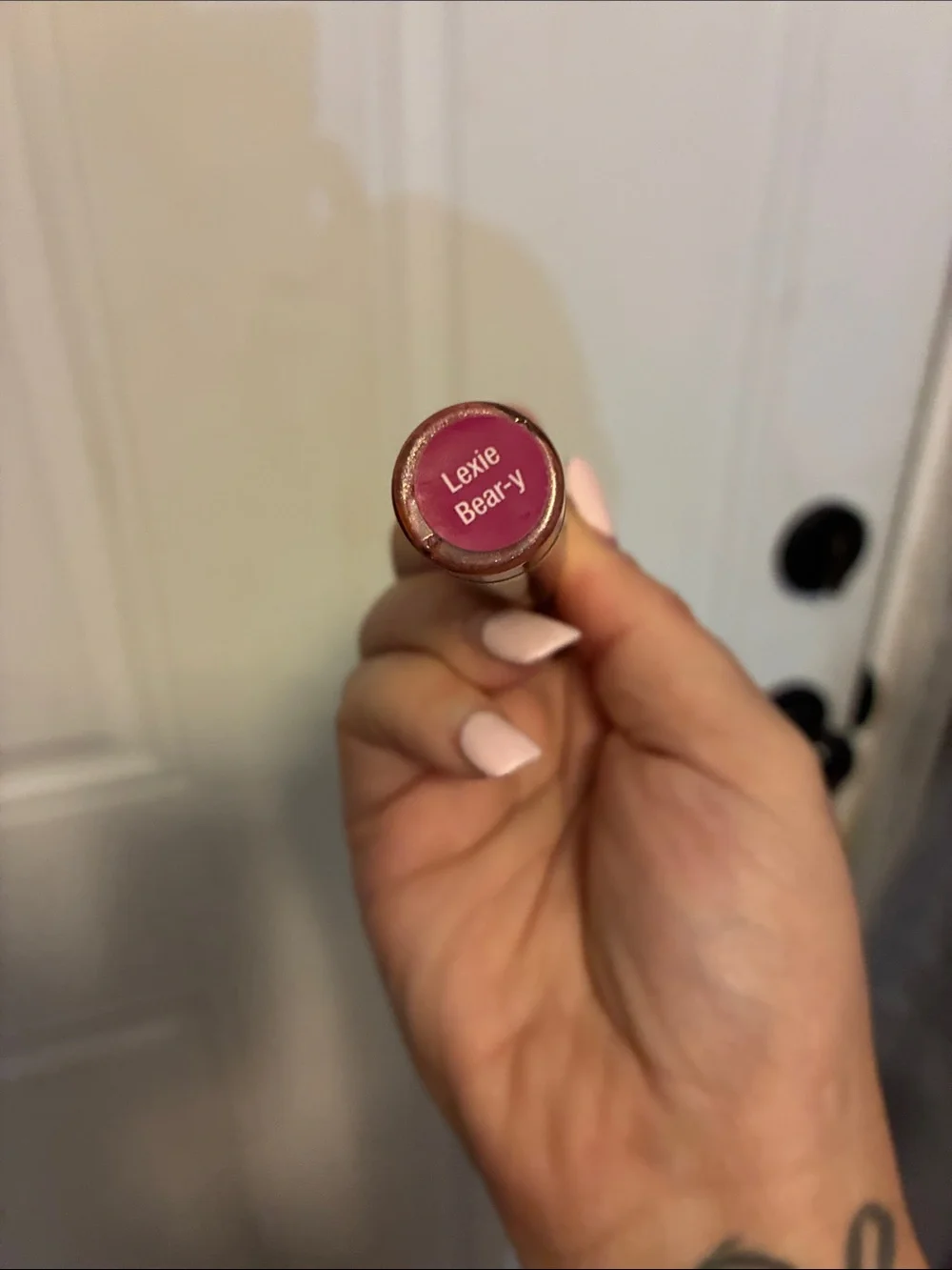 LipSense Lexie Bear-y Iridescent Cool Fuchsia-Berry Lip Color $32 msrp